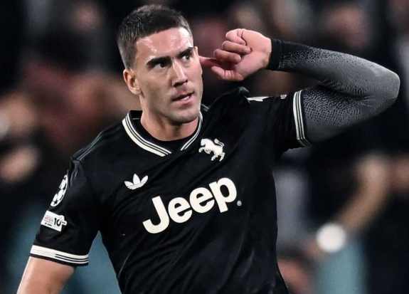 barcelona-melirik-pemain-dusan-vlahovic