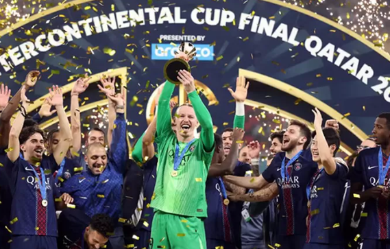 PSG Juara Interkontinental, Bekuk Flamengo Penalti